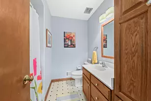2355 Guinevere Dr, Brookfield, WI 53045 - Photo 23