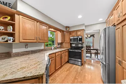 2355  Guinevere Dr, Brookfield, WI 53045 - Photo 11