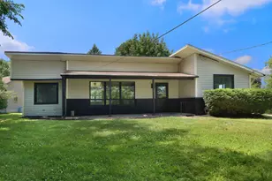 5401 82nd St, Pleasant Prairie, WI 53142 - Photo 1