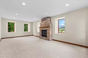 W3940 Campbell Dr, Ashford, WI 53010 - Photo 15