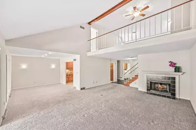 10117 N Gettysburg Ct, Mequon, WI 53092 - Photo 3