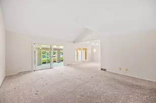 10117 N Gettysburg Ct, Mequon, WI 53092 - Photo 27