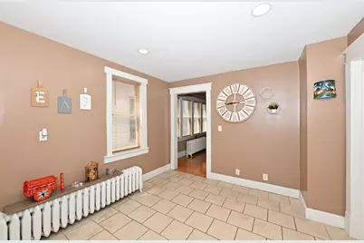1818 S 6th St, Milwaukee, WI 53204 - Photo 11