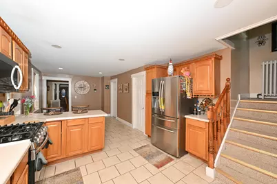 1818 S 6th St, Milwaukee, WI 53204 - Photo 9
