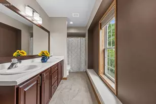W147N7026 Woodland Dr, Menomonee Falls, WI 53051 - Photo 35