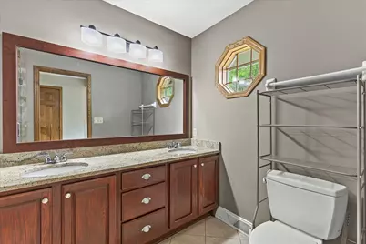 W147N7026  Woodland Dr, Menomonee Falls, WI 53051 - Photo 29