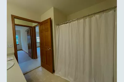 2949  Clearwater Ln, Waukesha, WI 53189 - Photo 11