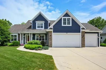 1952  Blackhawk Dr, Grafton, WI 53024 - Photo 35