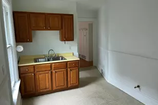 734 S 31st St, Milwaukee, WI 53215 - Photo 11