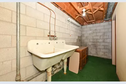 1710  Poplar Ave, South Milwaukee, WI 53172 - Photo 33