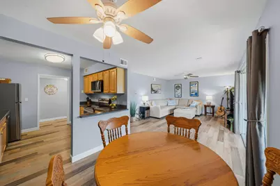 348  County Road B Rd #8, Fontana, WI 53125 - Photo 9