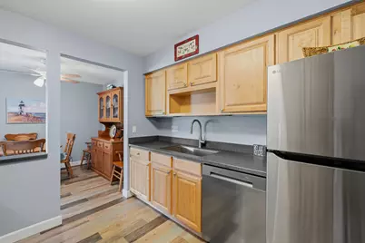 348  County Road B Rd #8, Fontana, WI 53125 - Photo 7