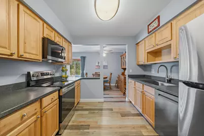 348  County Road B Rd #8, Fontana, WI 53125 - Photo 5