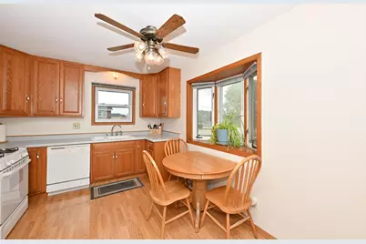 1605  Williams Ave, South Milwaukee, WI 53172 - Photo 11