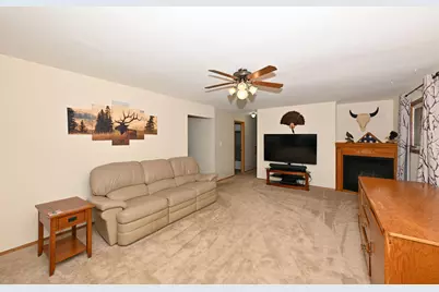 1605  Williams Ave, South Milwaukee, WI 53172 - Photo 9