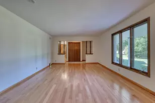 3910 Fresno Rd, Brookfield, WI 53045 - Photo 13