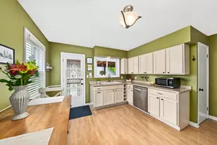 3249 N 79th St, Milwaukee, WI 53222 - Photo 7