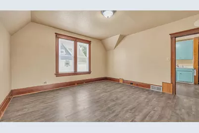 902 S 20th St #902A, Manitowoc, WI 54220 - Photo 3