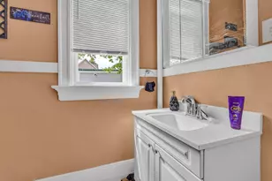 902 S 20th St, Manitowoc, WI 54220 - Photo 21