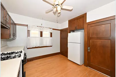 2123 N 66th St, Wauwatosa, WI 53213 - Photo 13