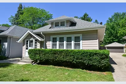2123 N 66th St, Wauwatosa, WI 53213 - Photo 31