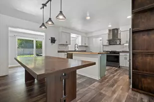 N84W16093 Donald Ct, Menomonee Falls, WI 53051 - Photo 15