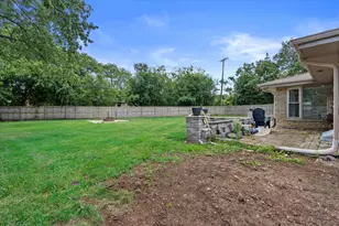 N84W16093 Donald Ct, Menomonee Falls, WI 53051 - Photo 37