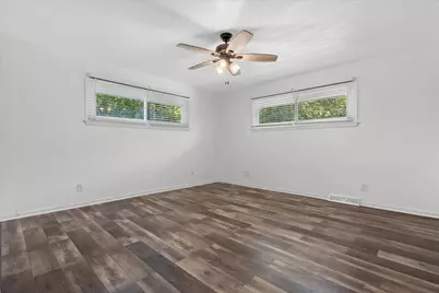 N84W16093  Donald Ct, Menomonee Falls, WI 53051 - Photo 25