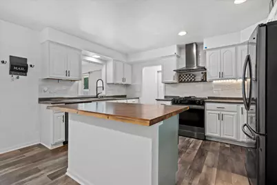 N84W16093  Donald Ct, Menomonee Falls, WI 53051 - Photo 13