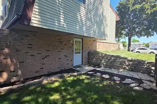 9125 W Allyn St, Milwaukee, WI 53224 - Photo 13