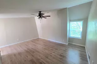 9125 W Allyn St, Milwaukee, WI 53224 - Photo 15