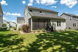 524 Wild Oak Rd, Hartland, WI 53029 - Photo 3