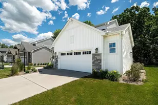 524 Wild Oak Rd, Hartland, WI 53029 - Photo 41
