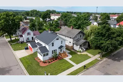 319 E Main St, Sparta, WI 54656 - Photo 5