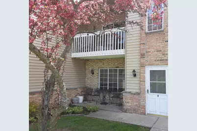 3620 E Barbara Ct #8, Oak Creek, WI 53154 - Photo 3