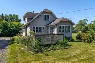 2029 W Donges Bay Rd, Mequon, WI 53092 - Photo 57