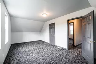 547 N 25th St, Milwaukee, WI 53233 - Photo 11