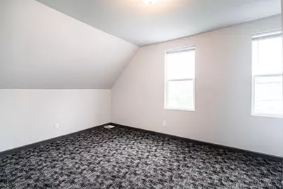 547 N 25th St, Milwaukee, WI 53233 - Photo 15