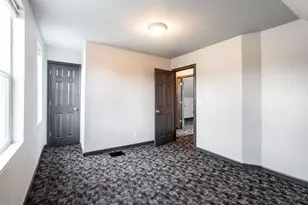 547 N 25th St, Milwaukee, WI 53233 - Photo 17
