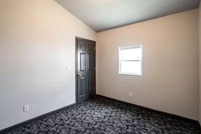 547 N 25th St, Milwaukee, WI 53233 - Photo 19