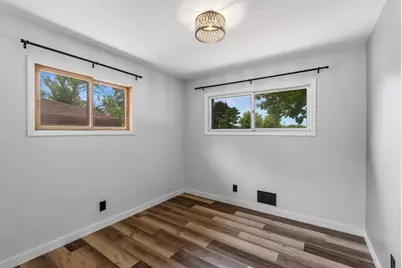 2035  Parkfield Dr, West Bend, WI 53090 - Photo 17