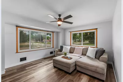 2035  Parkfield Dr, West Bend, WI 53090 - Photo 3