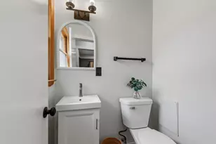 2035 Parkfield Dr, West Bend, WI 53090 - Photo 19
