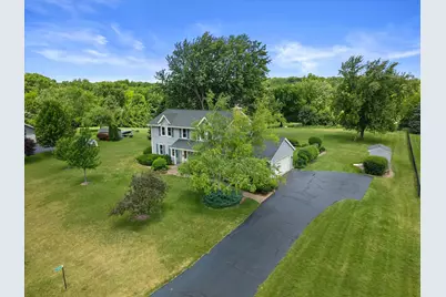 S67W32648  Ashton Way, Mukwonago, WI 53149 - Photo 5