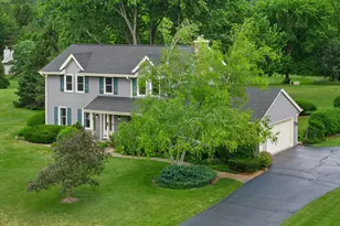 S67W32648 Ashton Way, Mukwonago, WI 53149 - Photo 3