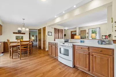 S67W32648  Ashton Way, Mukwonago, WI 53149 - Photo 15