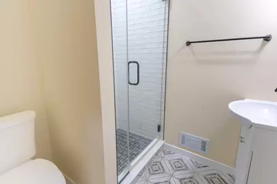1408 W Manitoba St, Milwaukee, WI 53215 - Photo 13