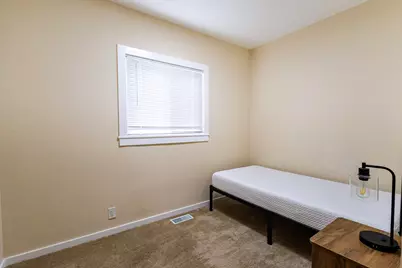 1408 W Manitoba St, Milwaukee, WI 53215 - Photo 11