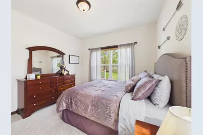 W272N387  Hilltop Dr, Pewaukee, WI 53188 - Photo 71