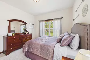 W272N387 Hilltop Dr, Pewaukee, WI 53188 - Photo 71